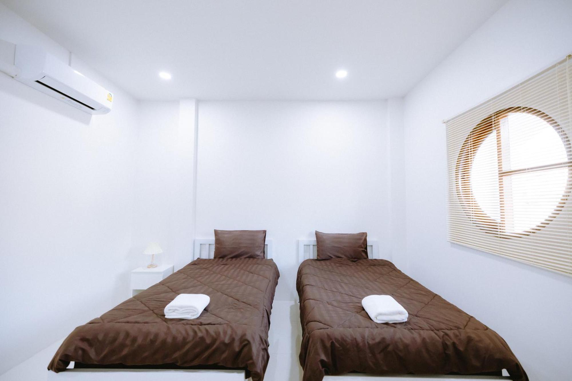 Peeranon Resort 나콘나욕 외부 사진