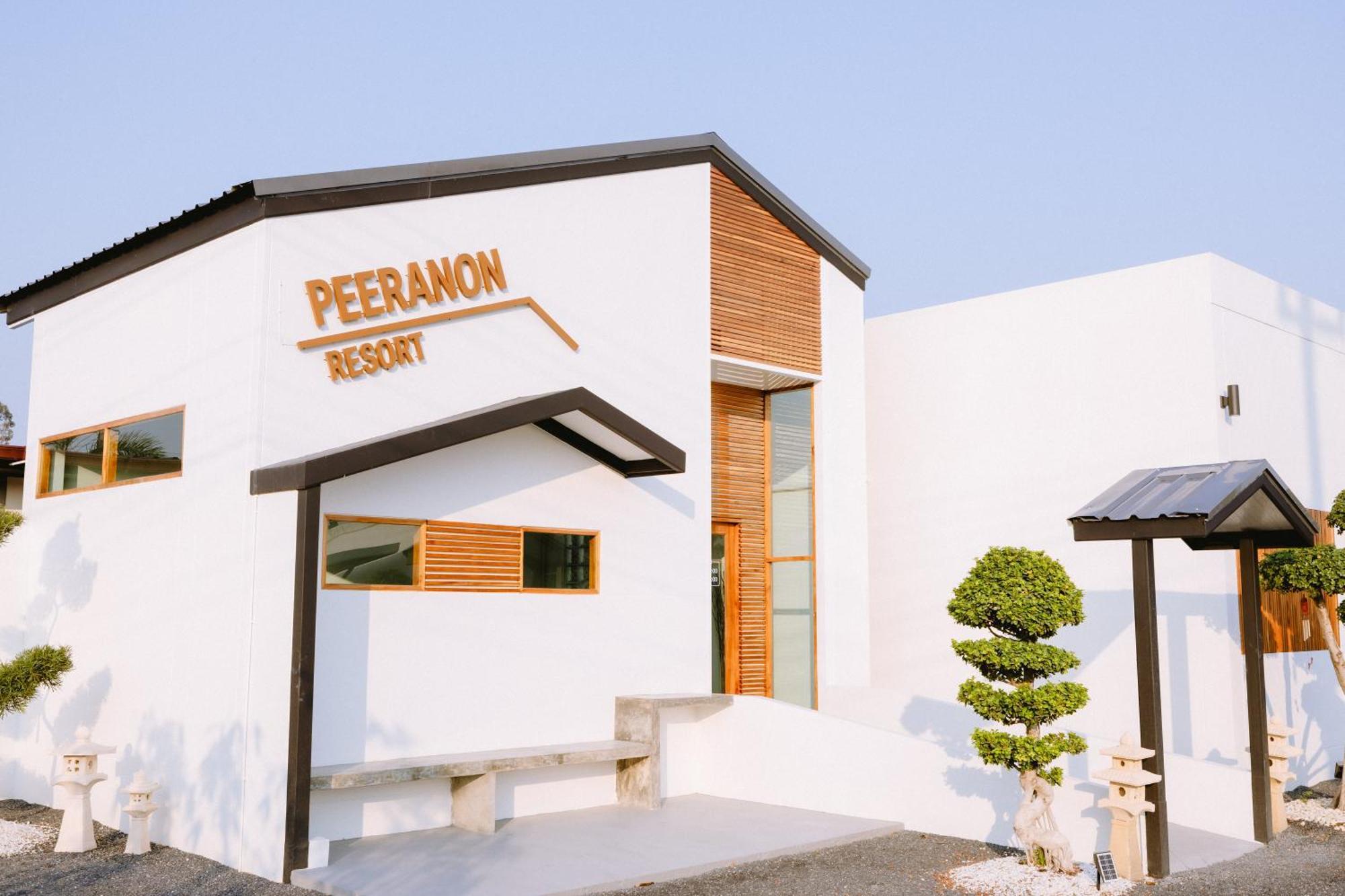Peeranon Resort 나콘나욕 외부 사진