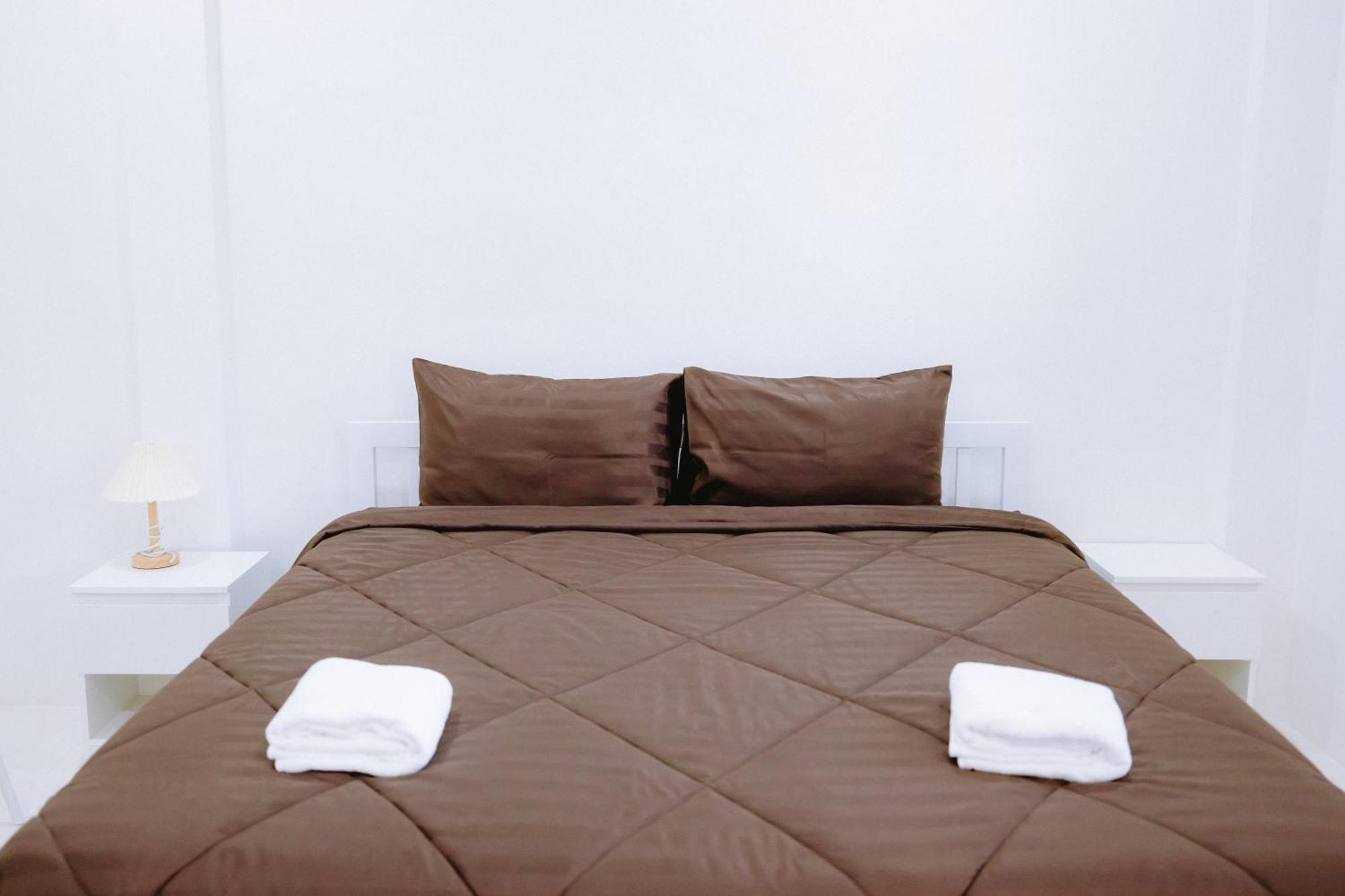 Peeranon Resort 나콘나욕 외부 사진